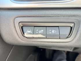 Renault Captur (2022) thumbnail 9