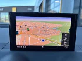 Audi Q2 (2017) thumbnail 10