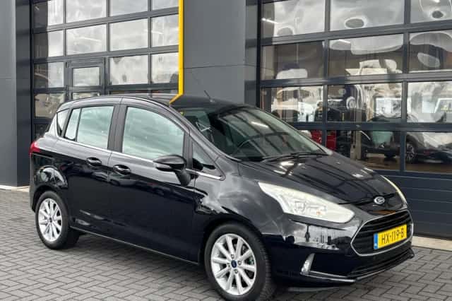 Ford B-Max (2016) thumbnail 1
