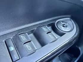 Ford B-Max (2016) thumbnail 17