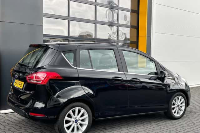 Ford B-Max (2016) thumbnail 5