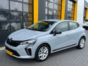 Renault Clio (2024) thumbnail 16