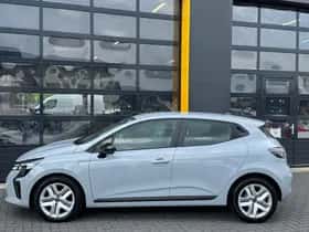 Renault Clio (2024) thumbnail 10