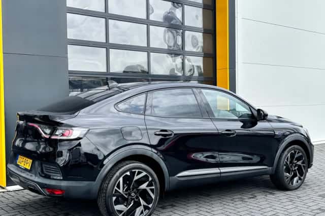 Renault Arkana (2024) thumbnail 5
