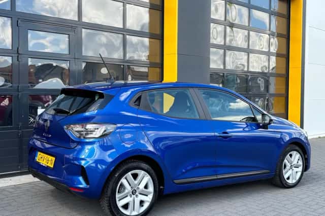 Renault Clio (2024) thumbnail 5