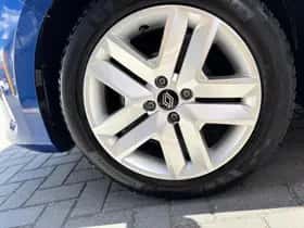 Renault Clio (2024) thumbnail 9