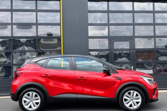 Renault Captur (2021) thumbnail 3