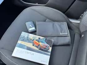 Renault Captur (2021) thumbnail 30