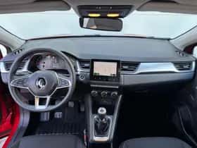 Renault Captur (2021) thumbnail 4