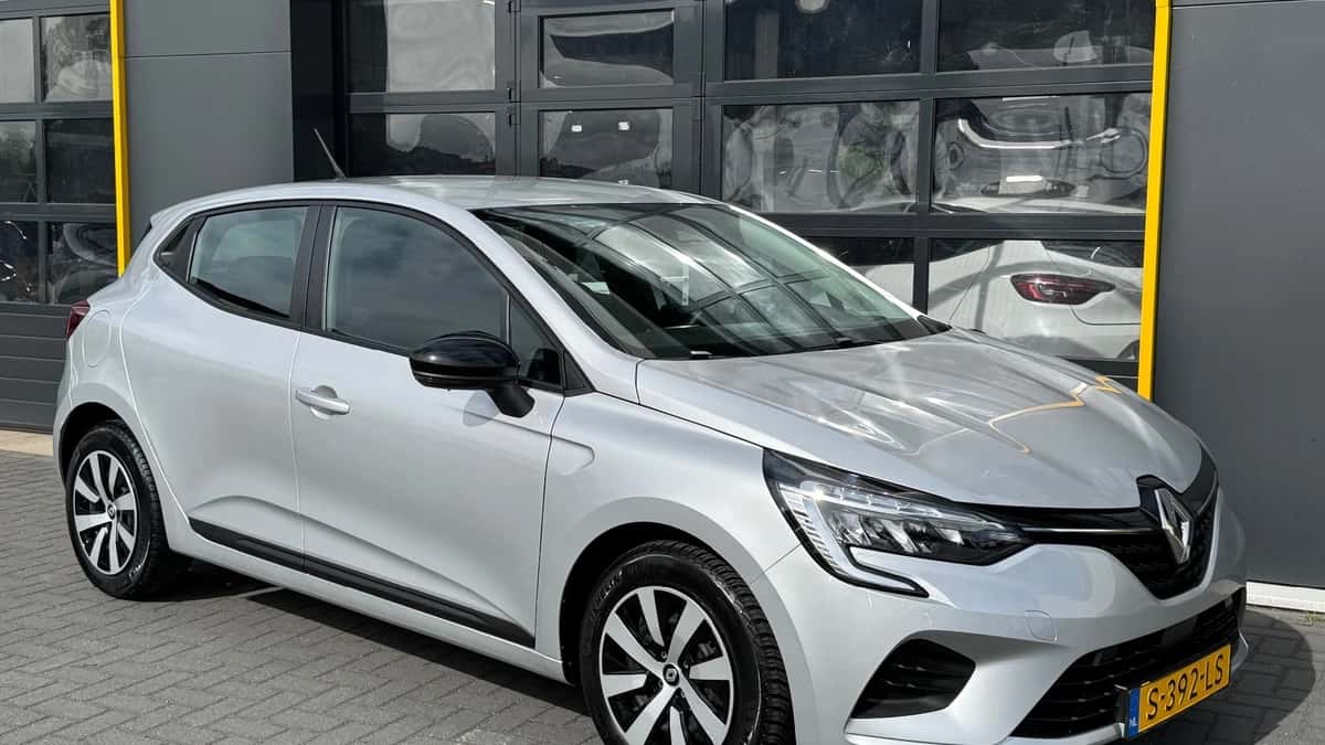 Renault Clio (2023) — foto 1