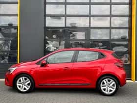 Renault Clio (2021) thumbnail 3