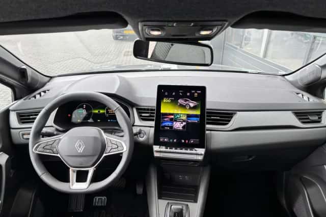 Renault Captur (2026) thumbnail 2