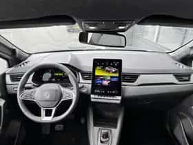Renault Captur (2026) thumbnail 2