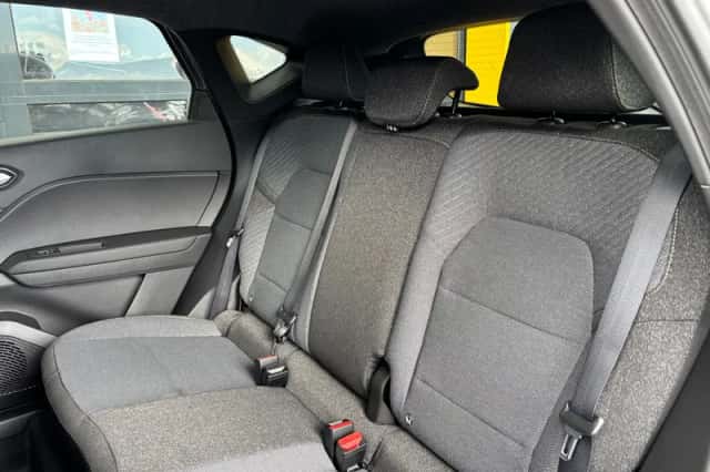 Renault Captur (2026) thumbnail 6