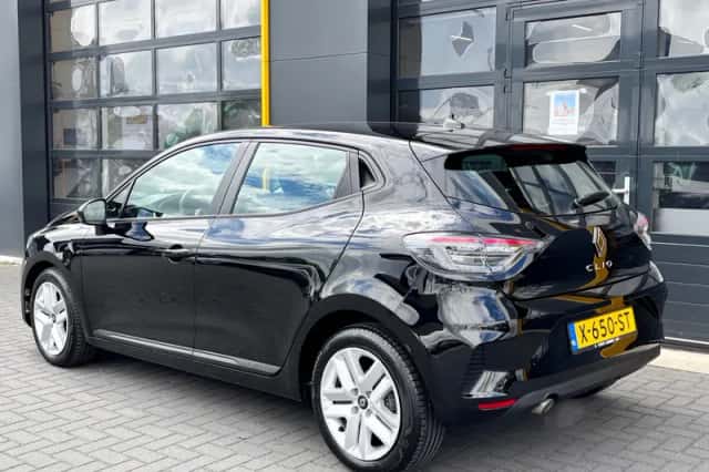 Renault Clio (2024) thumbnail 5