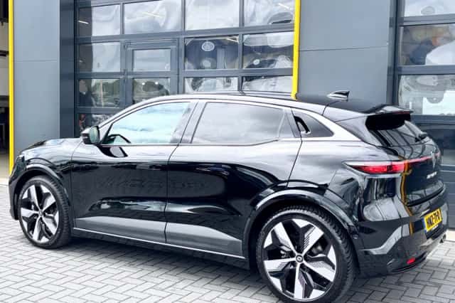 Renault Mégane E-Tech (2025) thumbnail 5