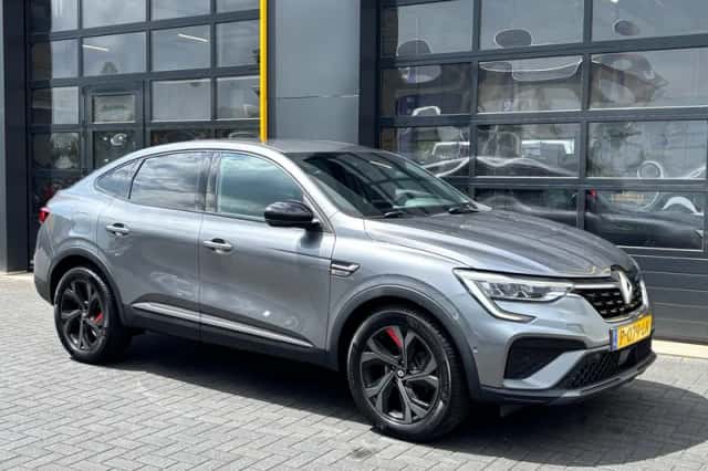 Renault Arkana (2022) thumbnail 1