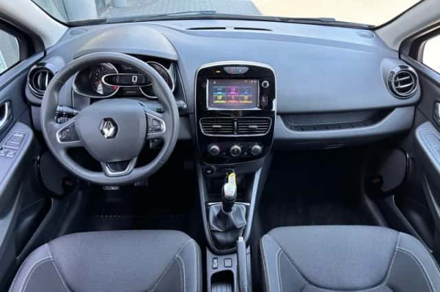 Renault Clio (2017) thumbnail 4