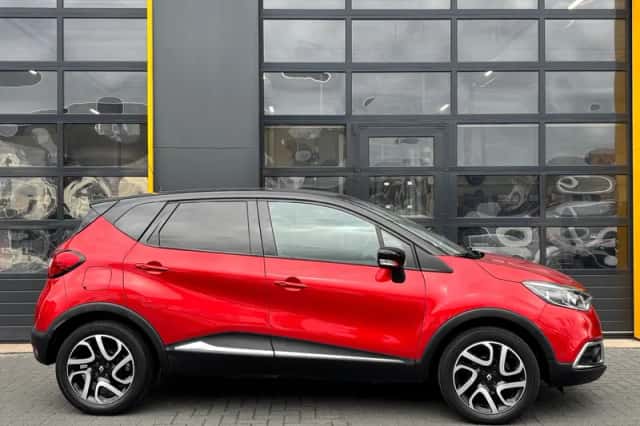 Renault Captur (2015) thumbnail 3