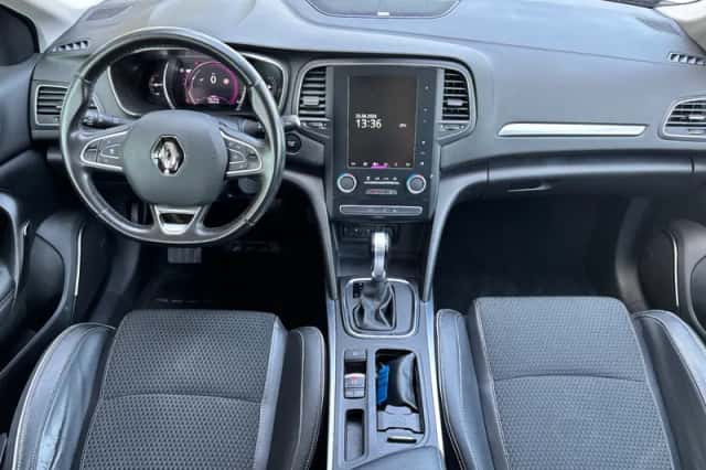 Renault Mégane (2018) thumbnail 4