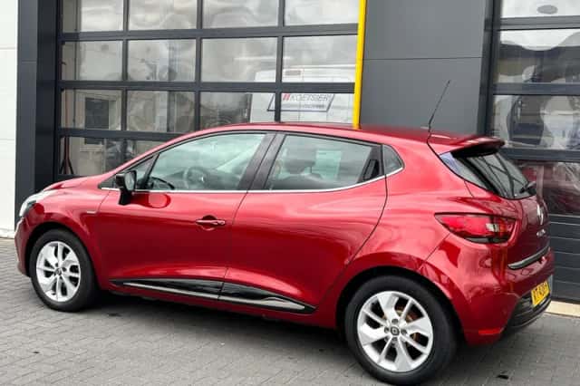 Renault Clio (2018) thumbnail 5