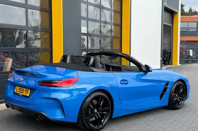 BMW Z4 (2021) thumbnail 3