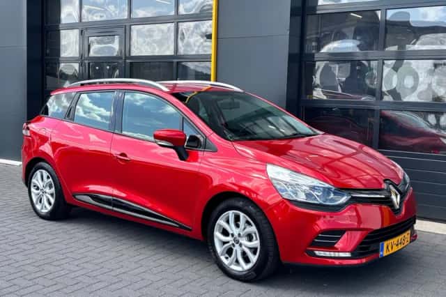Renault Clio (2016) thumbnail 1