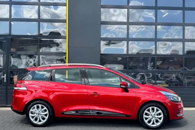 Renault Clio (2016) thumbnail 3