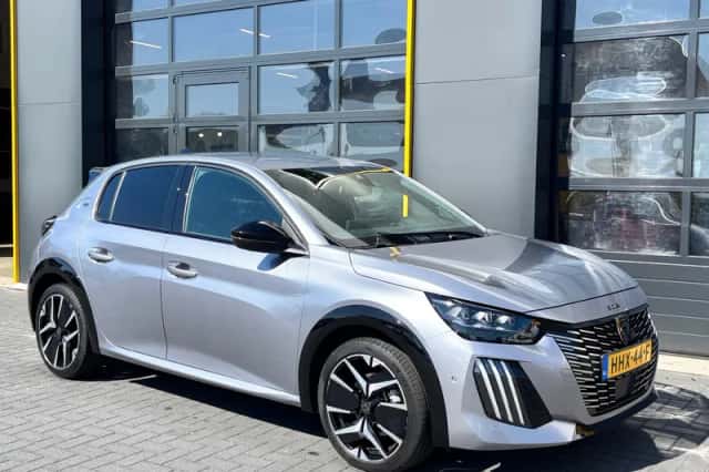 Peugeot 208 (2025) thumbnail 1