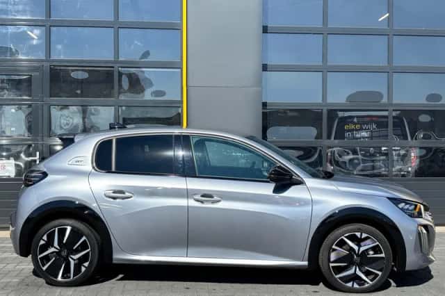 Peugeot 208 (2025) thumbnail 3