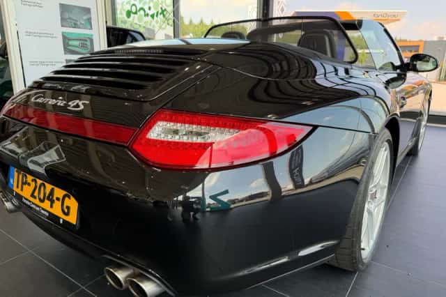 Porsche 911 (2010) thumbnail 6