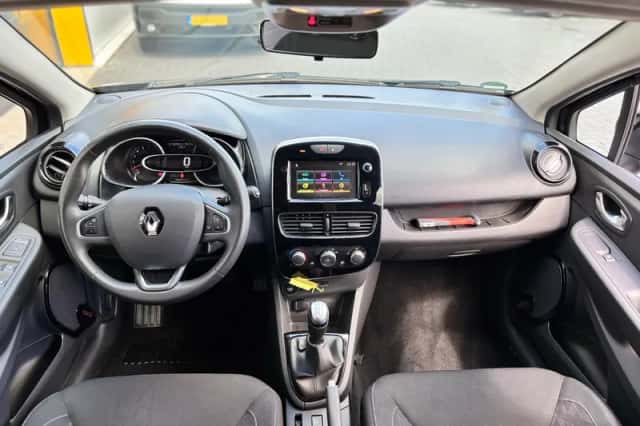 Renault Clio (2020) thumbnail 4