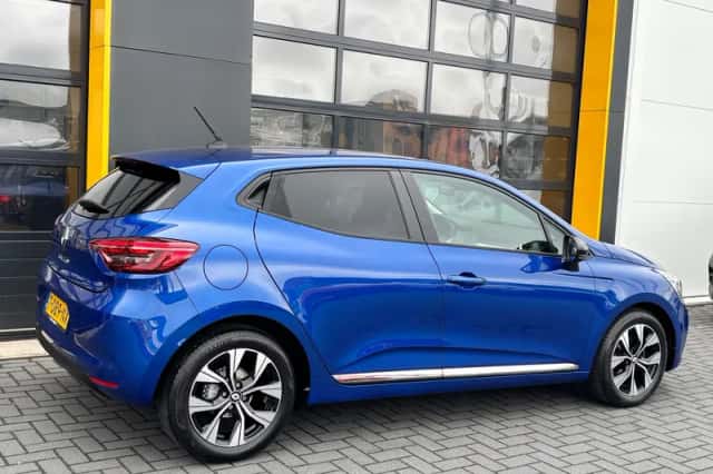 Renault Clio (2023) thumbnail 5