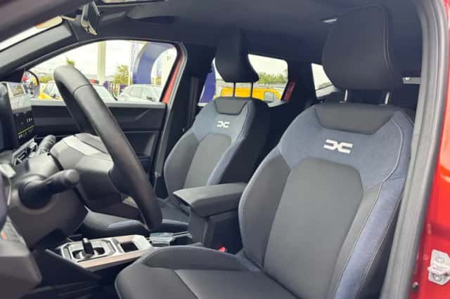 Dacia Duster (2025) thumbnail 2