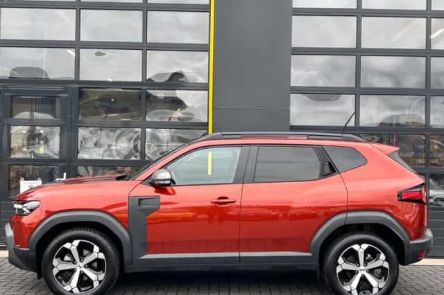 Dacia Duster (2025) thumbnail 3
