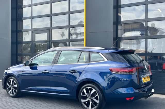 Renault Mégane (2021) thumbnail 5