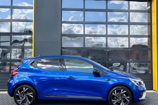 Renault Clio (2023) thumbnail 3