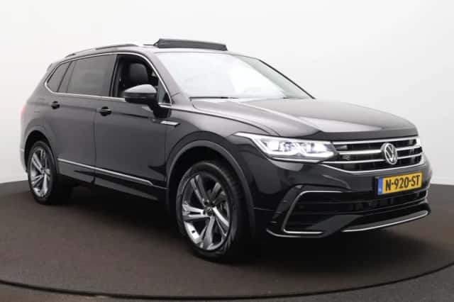 Volkswagen Tiguan All-Space (2022) thumbnail 3
