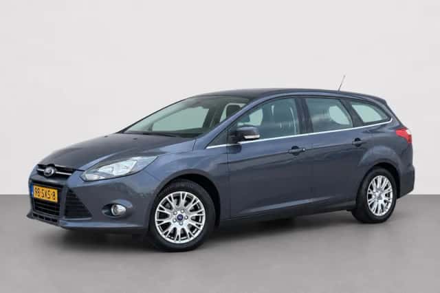 Ford Focus (2012) thumbnail 4