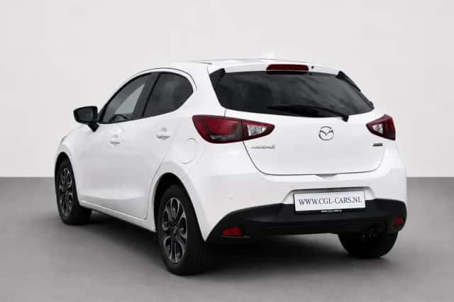 Mazda 2 (2017) thumbnail 6