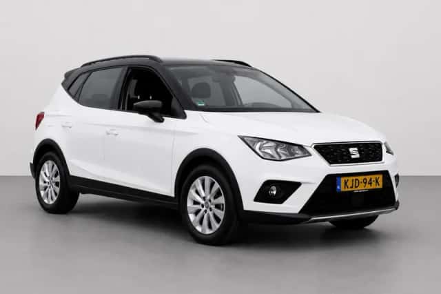 SEAT Arona (2018) thumbnail 1