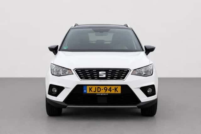 SEAT Arona (2018) thumbnail 2