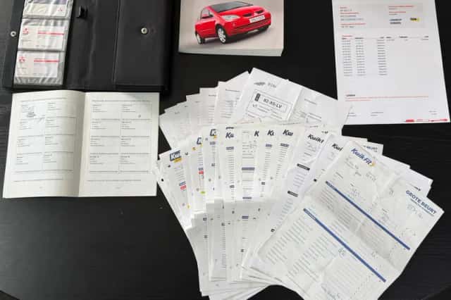 Mitsubishi Colt (2007) thumbnail 3