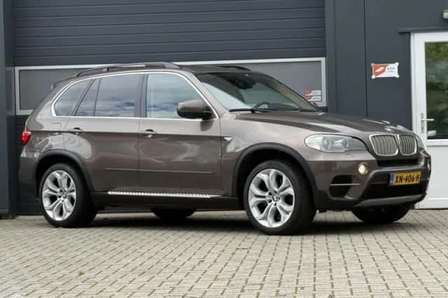 BMW X5 (2011) thumbnail 4