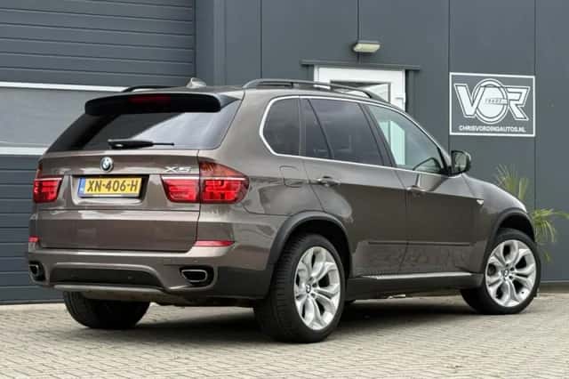 BMW X5 (2011) thumbnail 5
