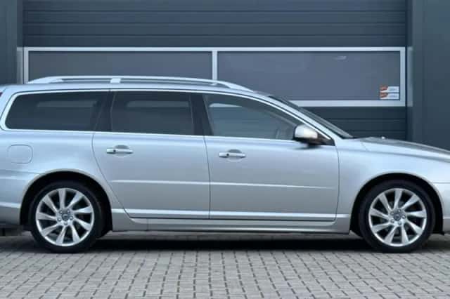 Volvo V70 (2016) thumbnail 1