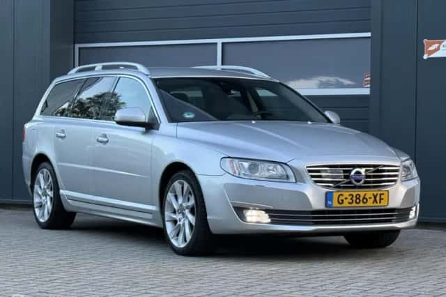 Volvo V70 (2016) thumbnail 3