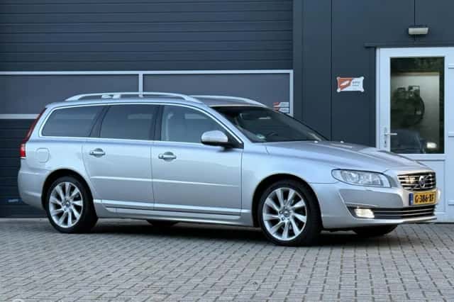 Volvo V70 (2016) thumbnail 4