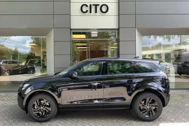 Land Rover Range Rover Evoque (2025) thumbnail 2