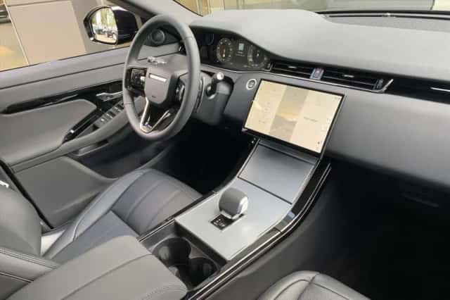 Land Rover Range Rover Evoque (2025) thumbnail 5